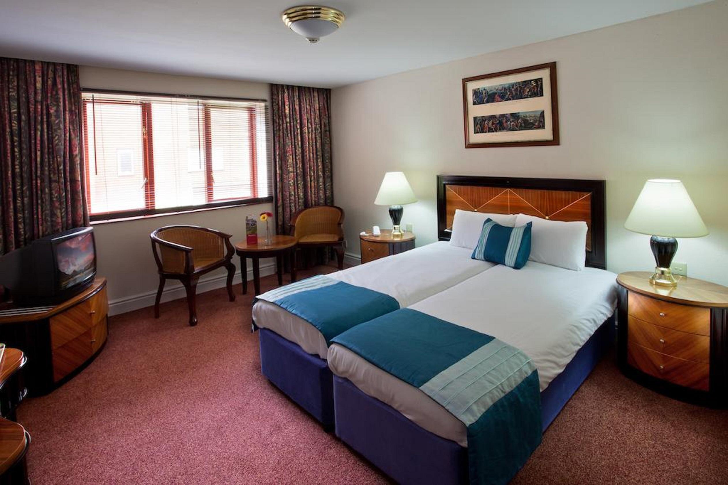 Royal Court Hotel & Spa Coventry Bagian luar foto