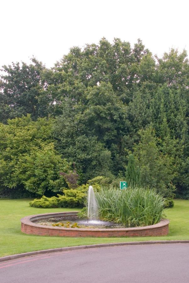 Royal Court Hotel & Spa Coventry Bagian luar foto