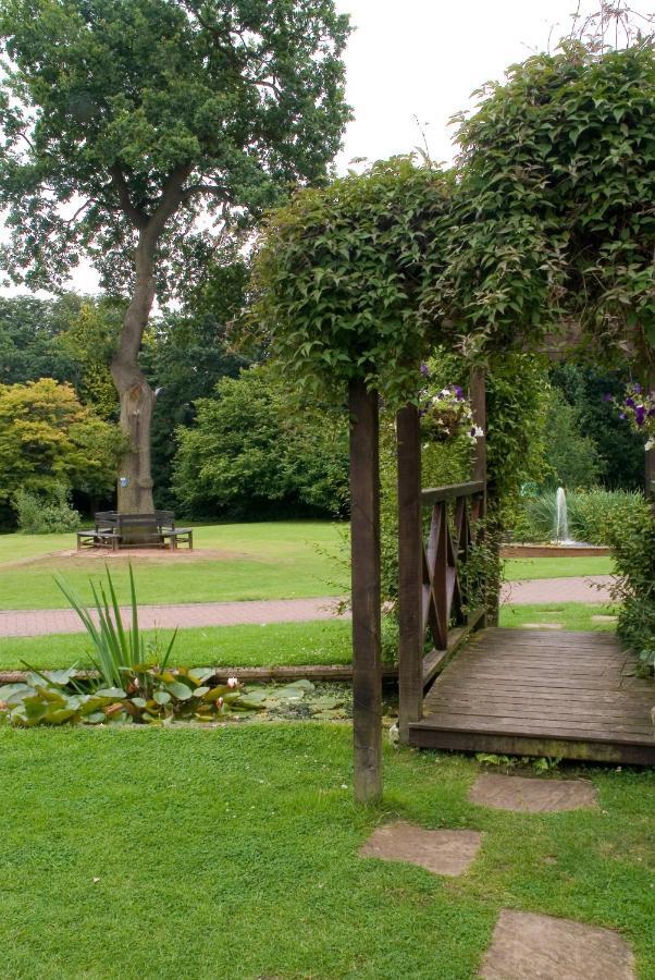 Royal Court Hotel & Spa Coventry Bagian luar foto